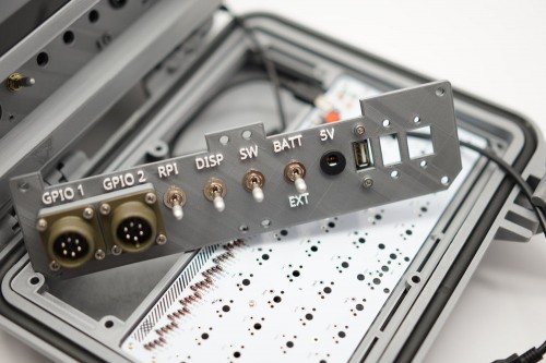  Если вдруг начнется Fallout — мужчина создал ПК для постапокалипсиса 