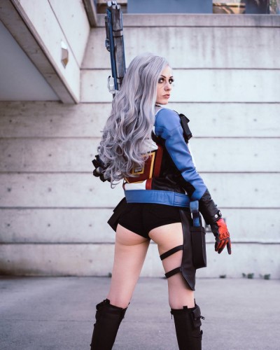  Возбуждающий пятничный косплей с нотками Хэллоуина и авокадо 