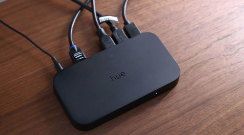 Вы можете легко синхронизировать Philips Hue Lights с вашим телевизором и Xbox One Вы можете легко синхронизировать Philips Hue Lights с вашим телевизором и Xbox One