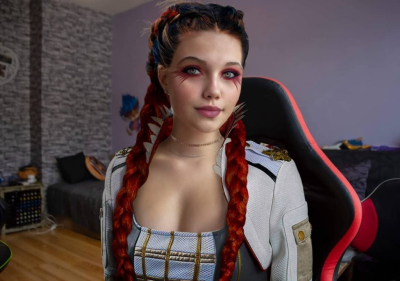 Лучший косплей Лобы из Apex Legends