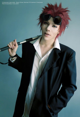 Лучший косплей Рено из Final Fantasy 7 Лучший косплей Рено из Final Fantasy 7