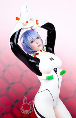 Марида недавно исполнила косплей Сайджо из игры «Знак Огня»