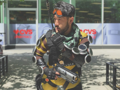 Лучший косплей Миража из Apex Legends