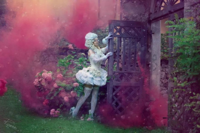 Потрясающее косплей-шоу, доступное только по приглашениям