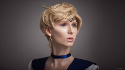 Семейная пара исполняет совместный косплей героев Сейлор Мун