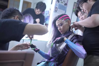 Светящийся в темноте косплей