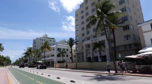 Локации из второго трейлера GTA 6 показали в реальности. Блогер отправился в путешествие и изучил местность Локации из второго трейлера GTA 6 показали в реальности. Блогер отправился в путешествие и изучил местность