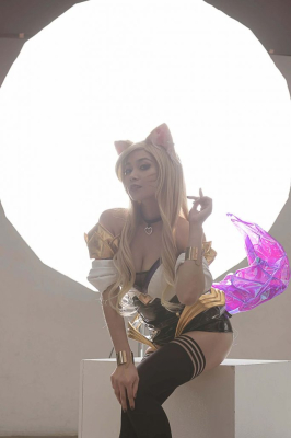 K/DA Kinda — «Самое популярное в мире музыкальное видео Tryhard Cosplay»