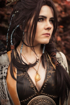 Косплей на Фрейю из God of War безупречно запечатлел скандинавскую богиню