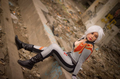 Косплей Роковой женщины из «Dead or Alive»