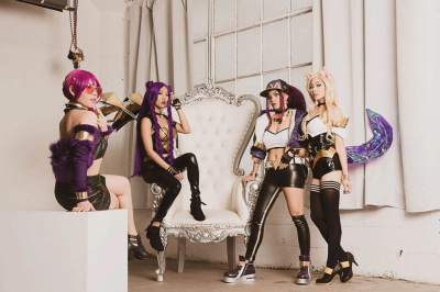K/DA Kinda — «Самое популярное в мире музыкальное видео Tryhard Cosplay»