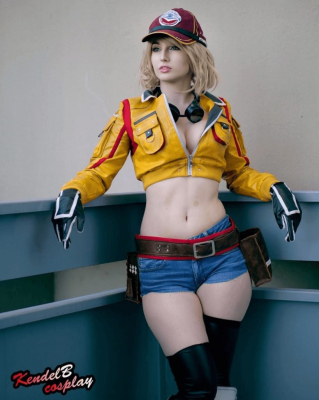 Потрясающий косплей Синди Аурум из Final Fantasy XV