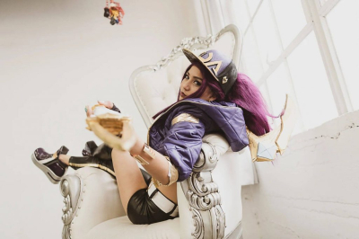 K/DA Kinda — «Самое популярное в мире музыкальное видео Tryhard Cosplay»