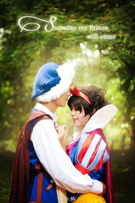 Косплей дня: очаровательная пара из «Белоснежки» Косплей дня: очаровательная пара из «Белоснежки»