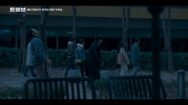
                    Что посмотреть в августе: лучшие фильмы, сериалы и аниме месяца
                