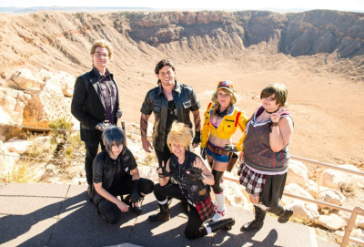 Косплей Final Fantasy штурмует дорогу