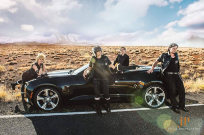 Косплей Final Fantasy штурмует дорогу