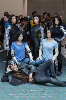 Немного отличного косплея Сан-Диего Comic-Con 2018 Немного отличного косплея Сан-Диего Comic-Con 2018