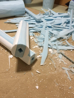 Костюм создать легко, в отличии от реквезита…