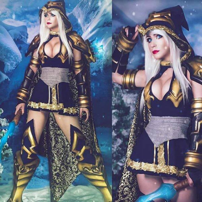 Даниэлла Бьюли и её сексуальный косплей Эш из Лиги Легенд