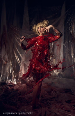 Кровавый косплей по манге «Моя геройская академия»