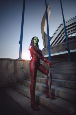 Один косплеер делает реальными игры Bioware, Souls и Witcher