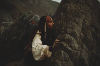 Косплей Пиратов Карибского моря верен на все 100% Косплей Пиратов Карибского моря верен на все 100%