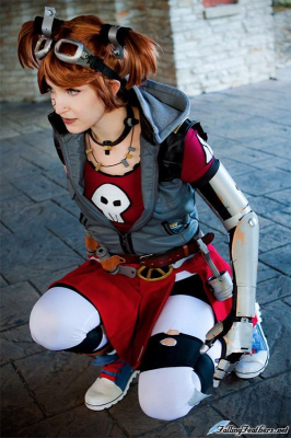 По-настоящему крутой косплей Гейдж Мехромантки!