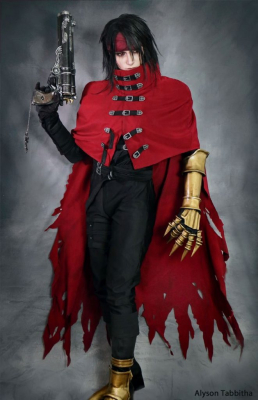 Лучший косплей Винсента Валентайна из Final Fantasy 7