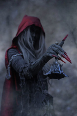 Eww, косплей на Bloodborne Eww, косплей на Bloodborne