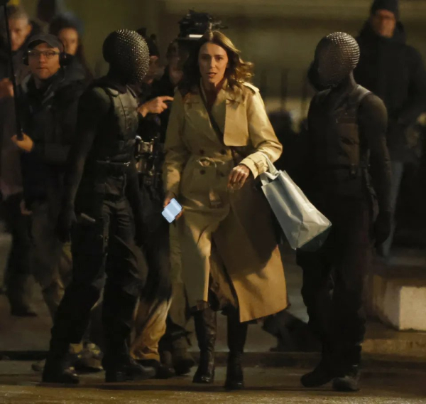 Актриса озвучки Лары Крофт из классических частей Tomb Raider снялась в экранизации серии от Amazon
Актриса озвучки Лары Крофт из классических частей Tomb Raider снялась в экранизации серии от Amazon