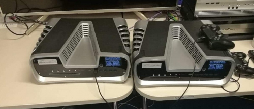  В Сеть слили новое фото девкитов PlayStation 5 и возможных DualShock 5 